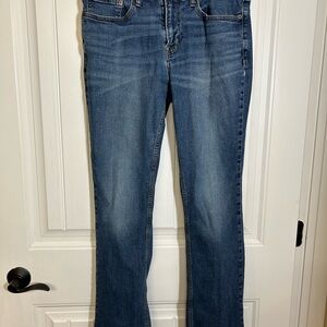 Old Navy Men's Boot Cut Jeans in Blue